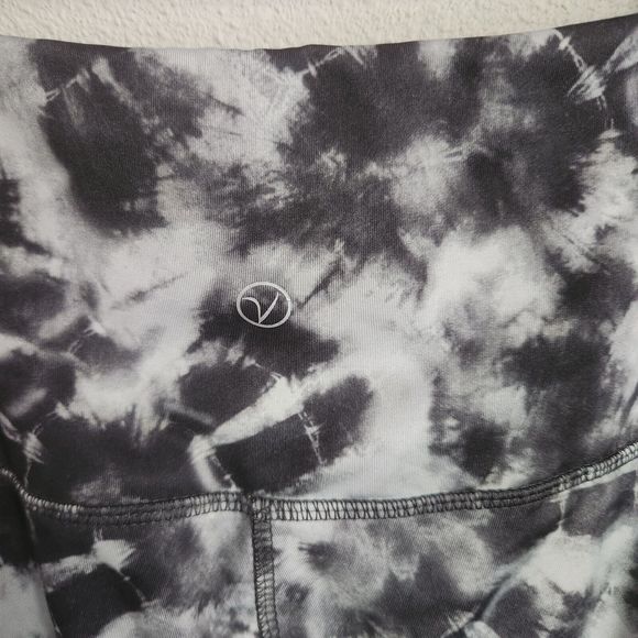 Vogo Athletica Capri Leggings Tie Die Yoga Running Athletic Pants‎ Women's Large - Picture 4 of 5